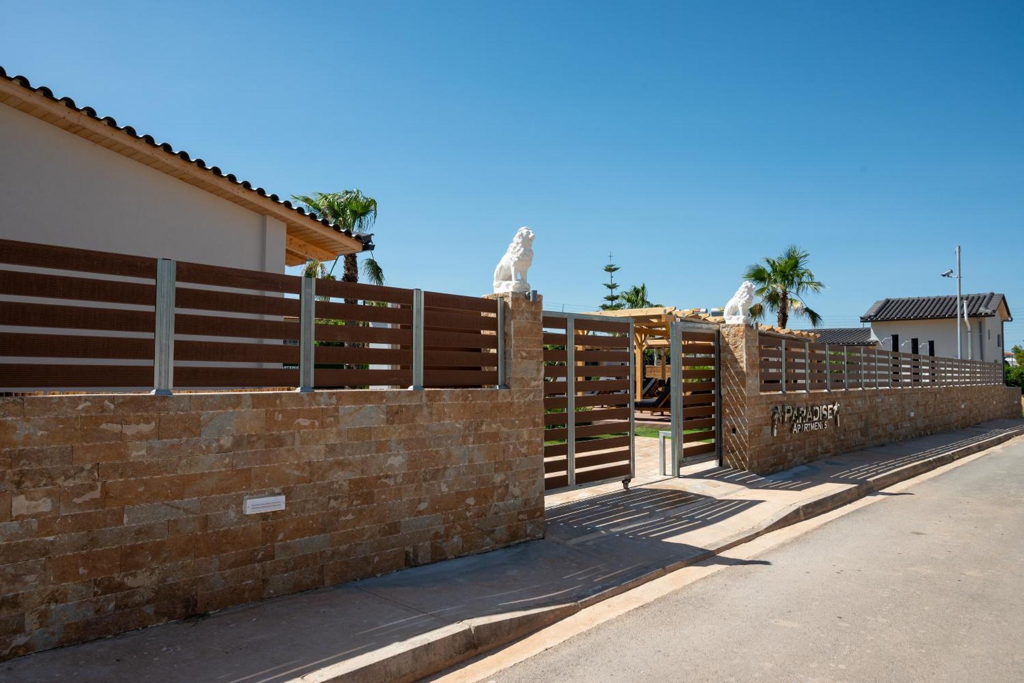 Paradise Apartments Artemida Exterior foto